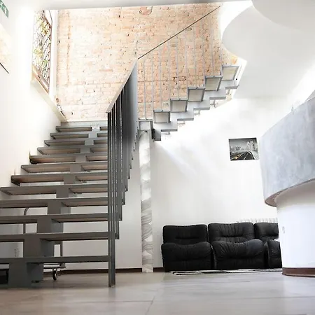 Otel Poma Milano