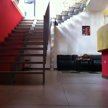 Poma 3* Milán