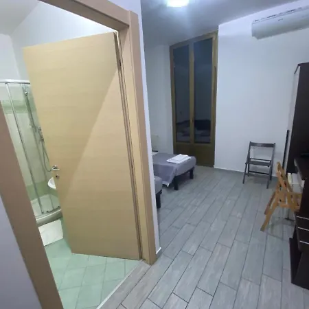 Отель Poma 3*